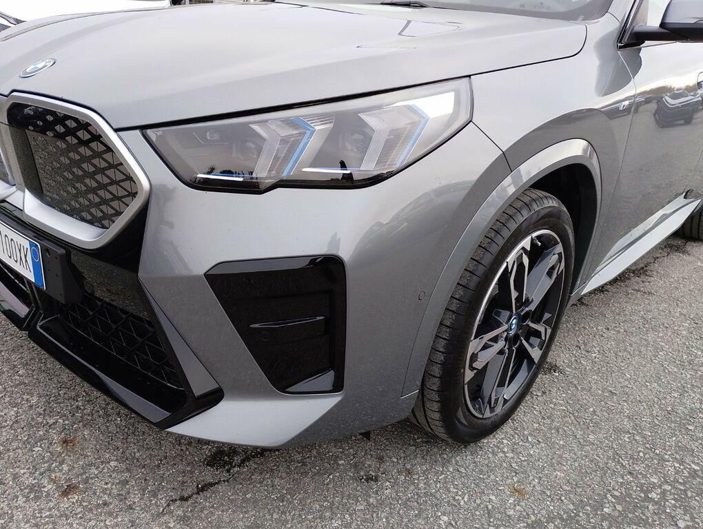 BMW iX2 edrive 20 MSport