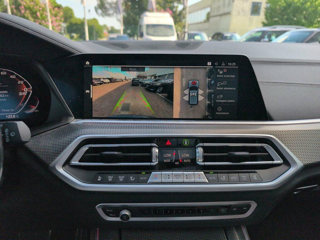 BMW X5 M X5 M50i auto