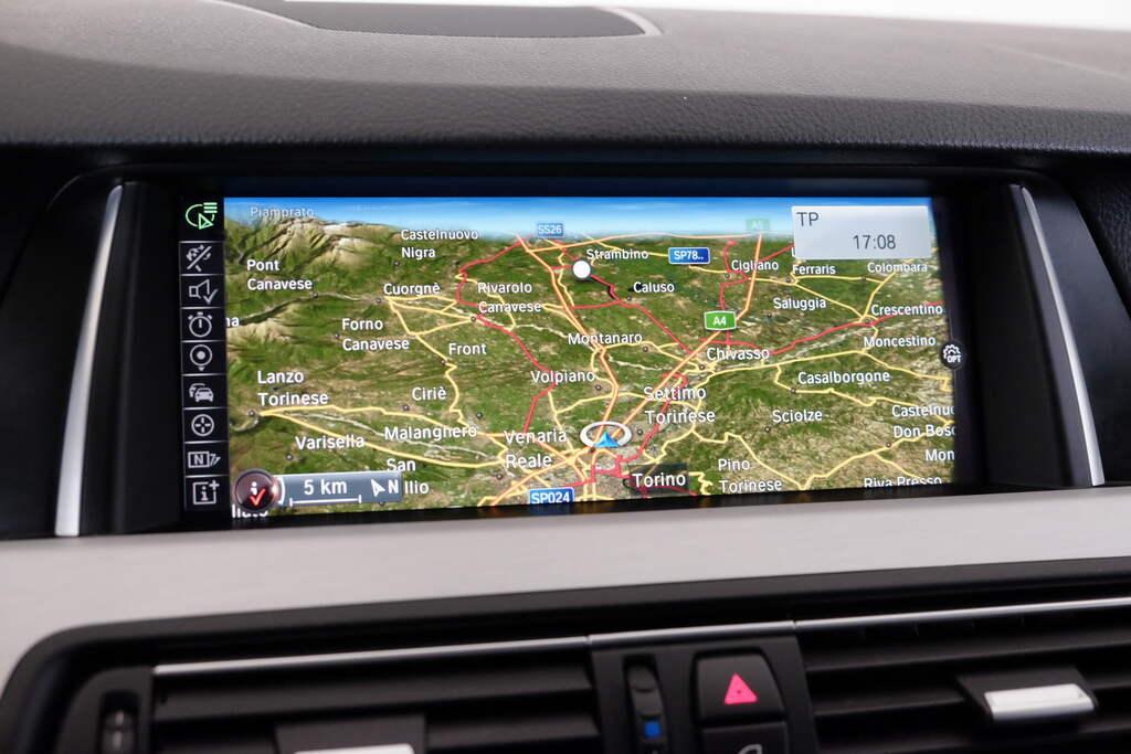 BMW Serie 5 520d Touring Luxury 190cv