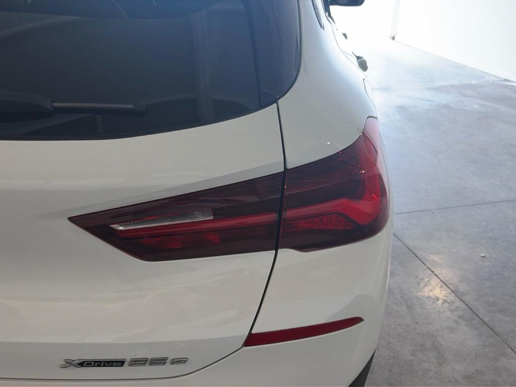 BMW X2 xdrive25e Business X auto