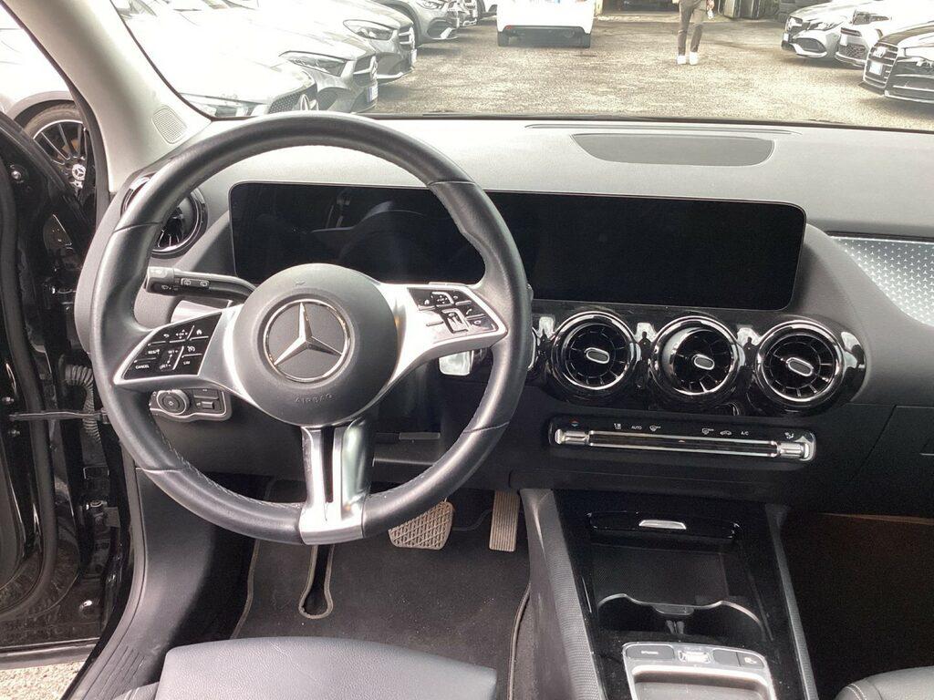 Mercedes GLA 180 d Progressive Advanced auto