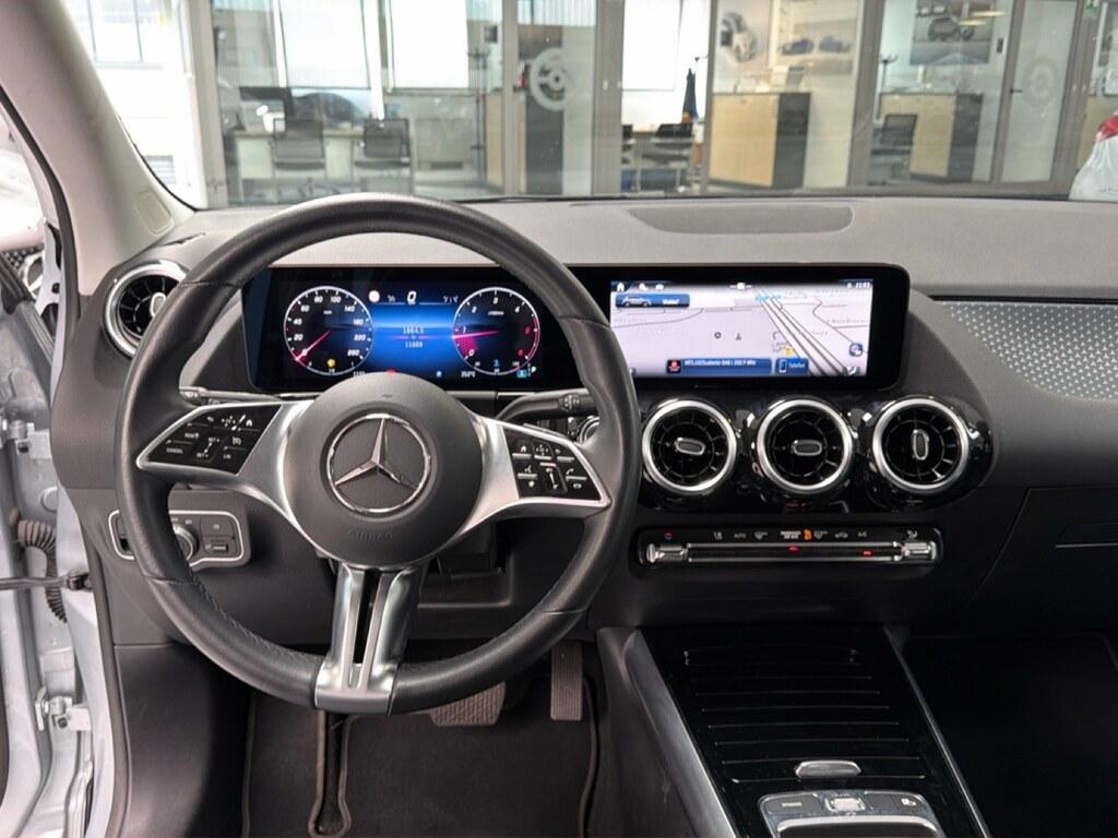 Mercedes GLA 180 d Progressive Advanced auto