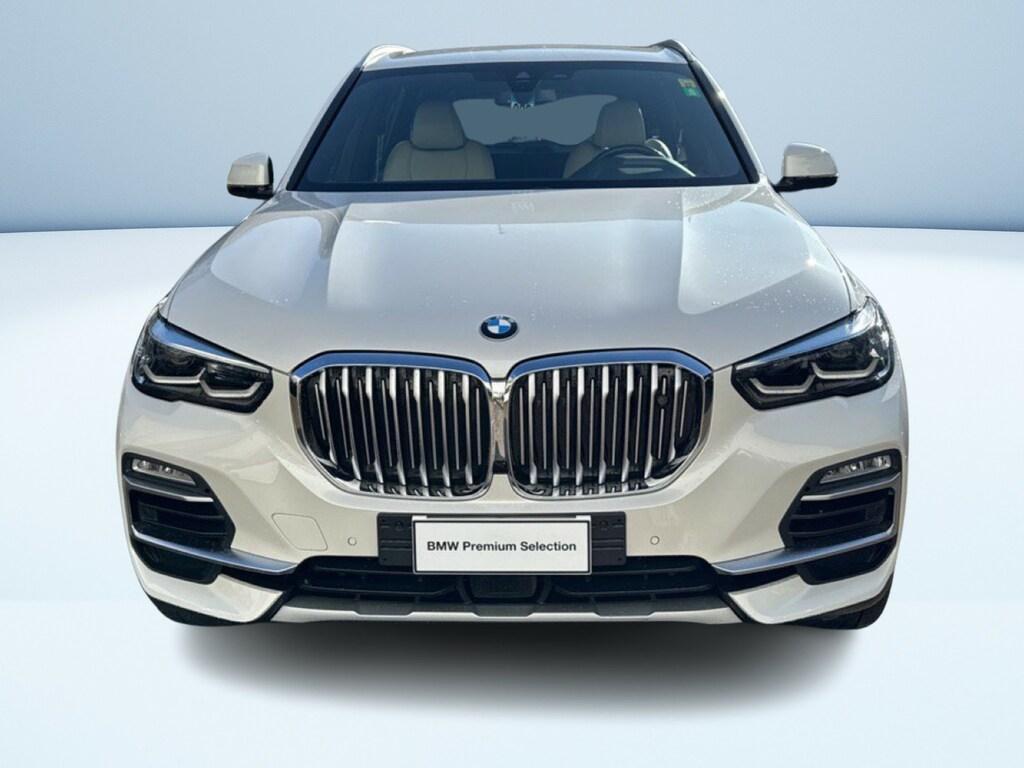 BMW X5 xdrive40d mhev 48V xLine auto