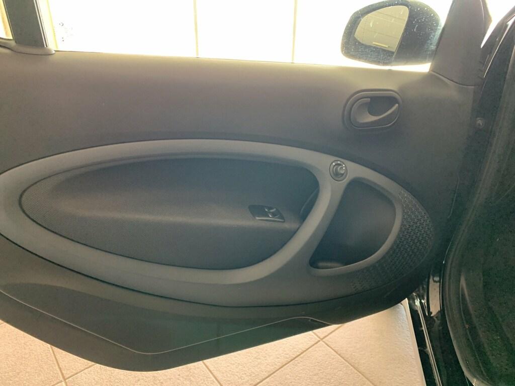 Smart fortwo eq Pure 22kW