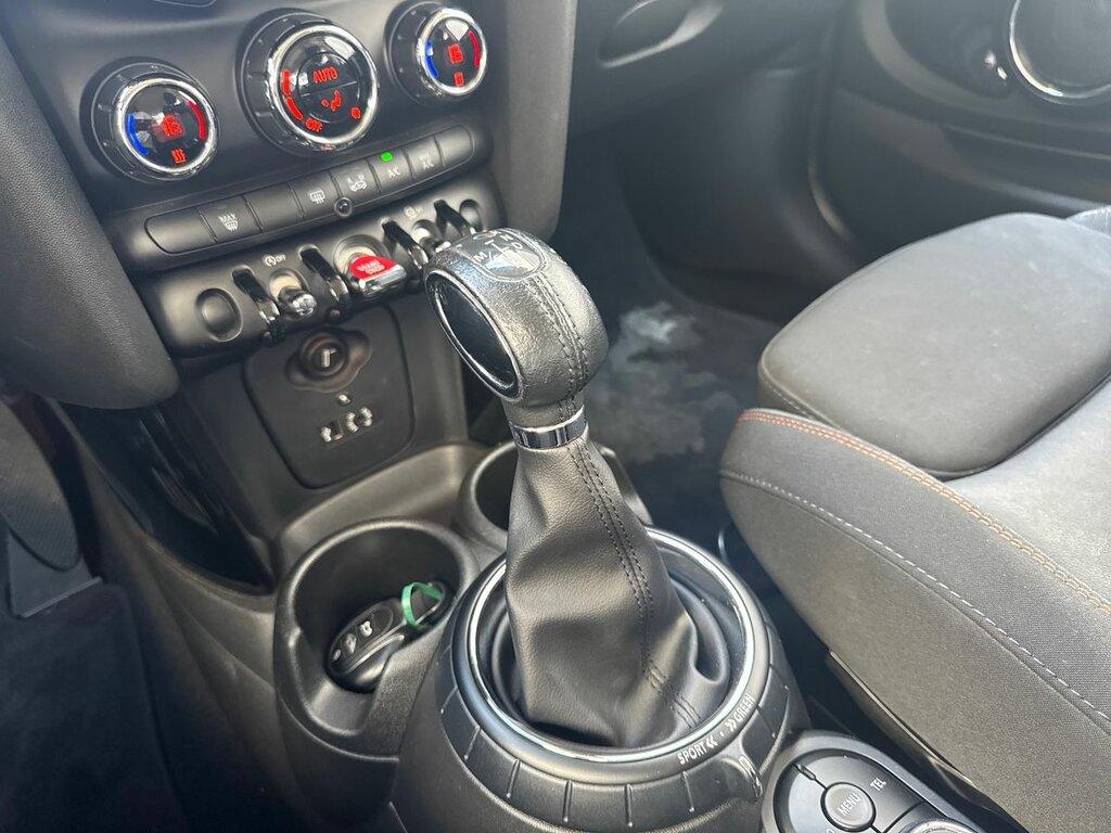 Mini Cooper D 1.5 D Cooper D Hype Auto