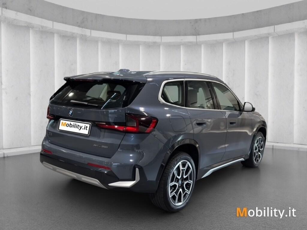 BMW X1 sdrive20i mhev 48V X-Line auto
