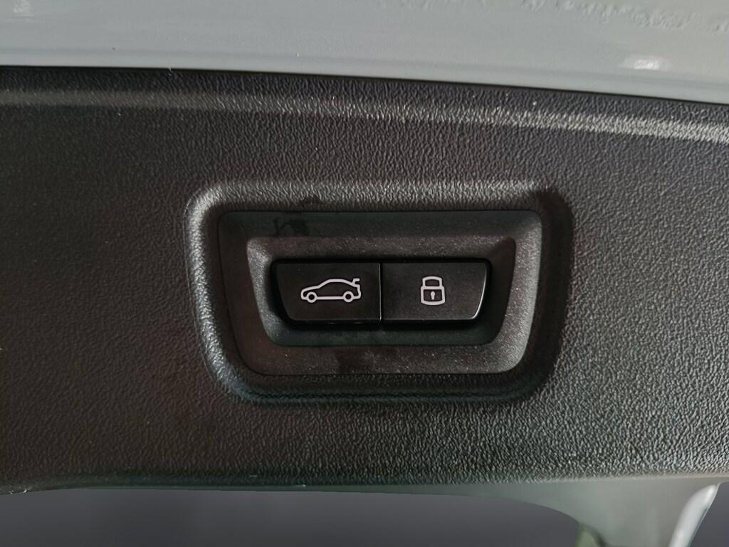 BMW Serie 5 520d Touring 48V xdrive M Sport Pro auto