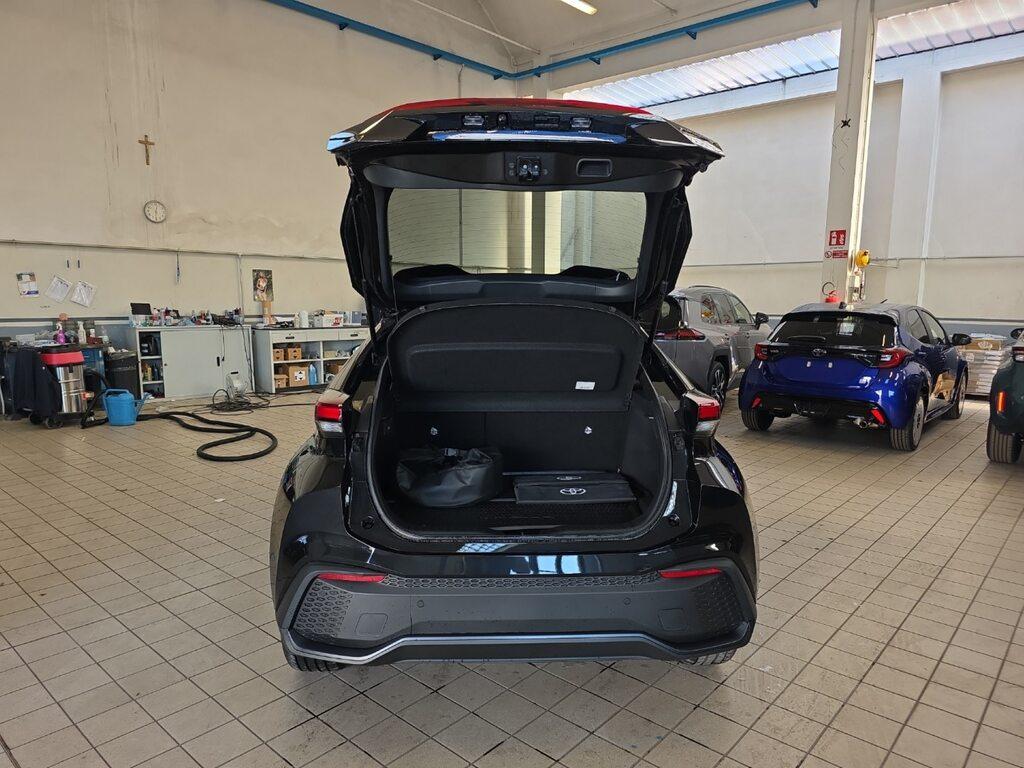 Toyota C-HR 2.0 phev Trend fwd e-cvt