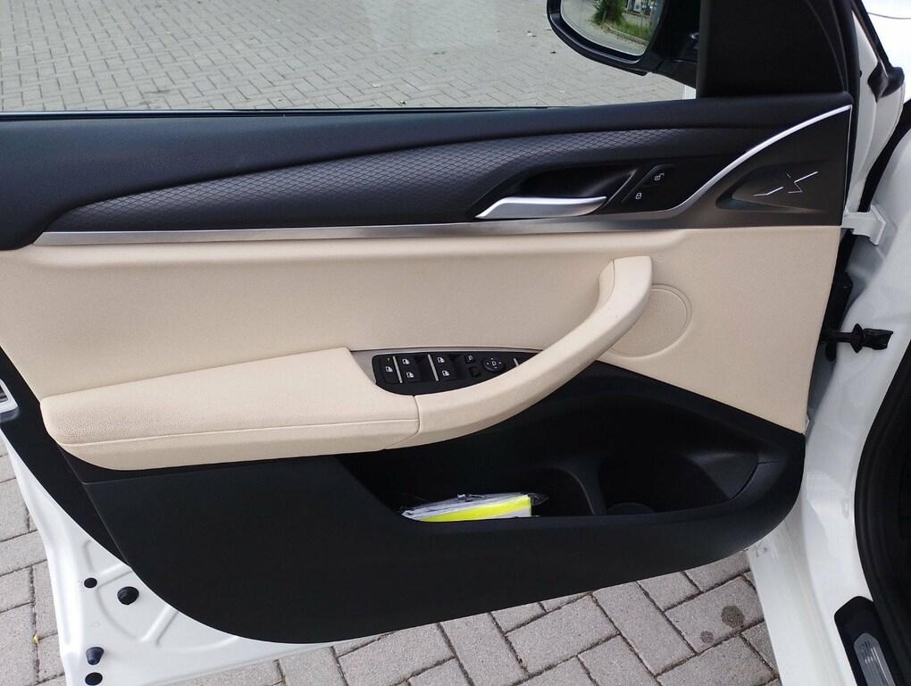 BMW X3 xdrive20d mhev 48V Msport auto