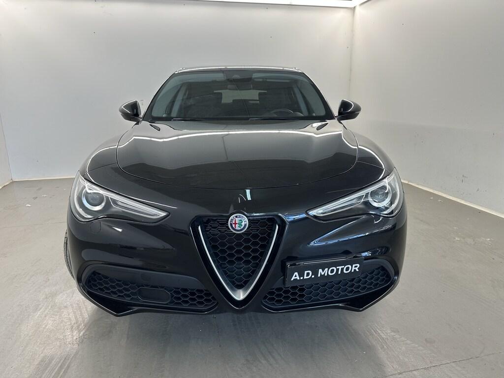 Alfa Romeo Stelvio 2.2 t Business Q4 190cv auto