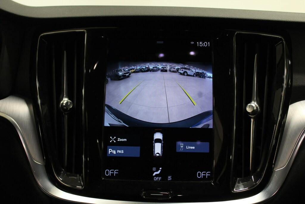 Volvo V60 2.0 B4 Momentum Business auto