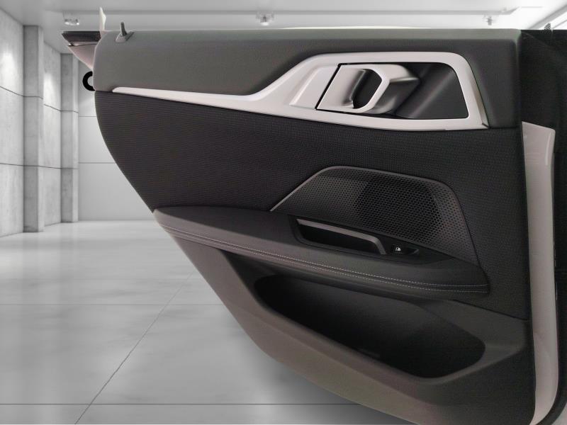 BMW i4 edrive40 Sport auto