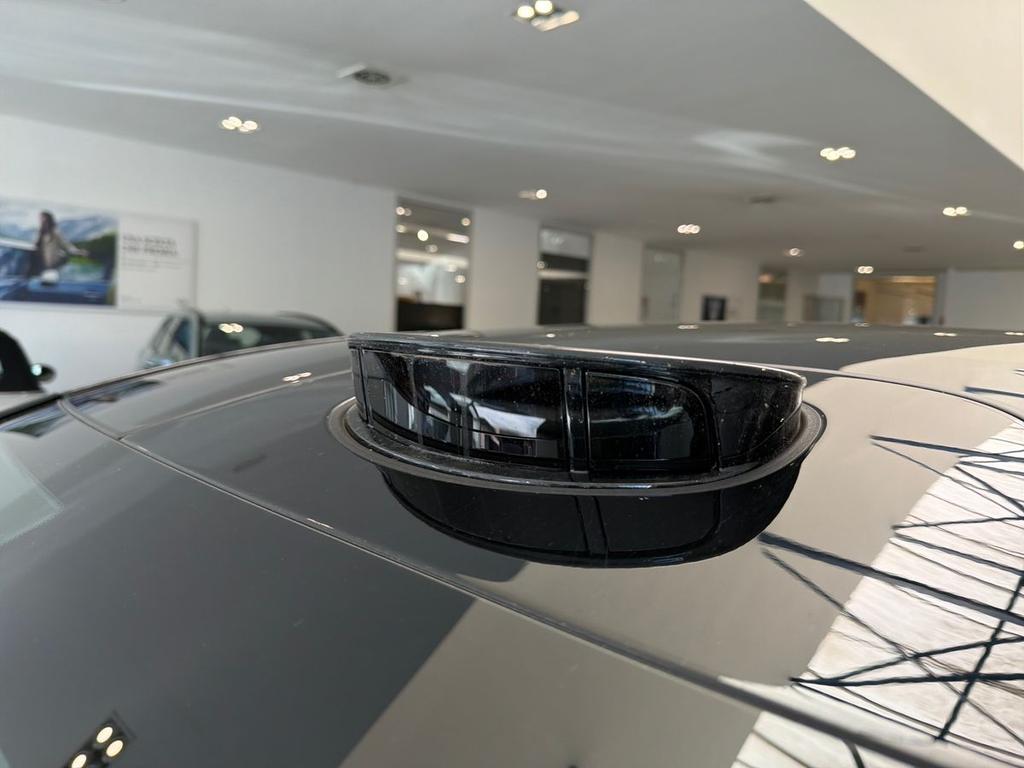 Lotus Eletre R