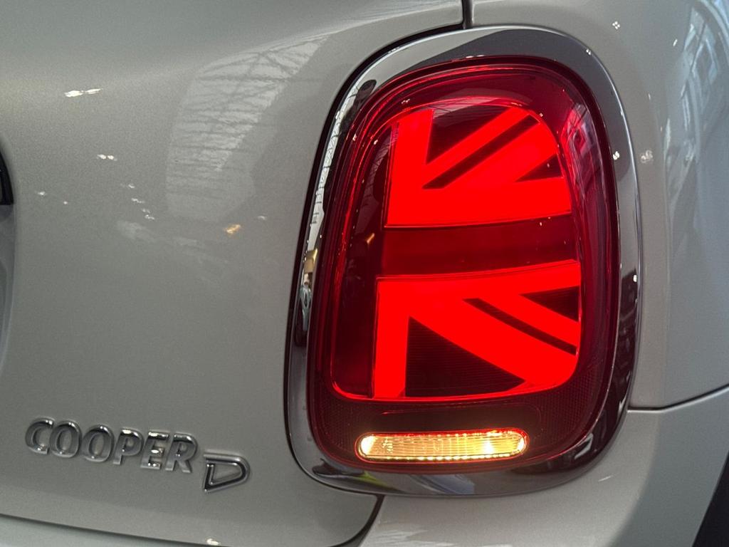 Mini Cooper D Cabrio 1.5 Cooper D