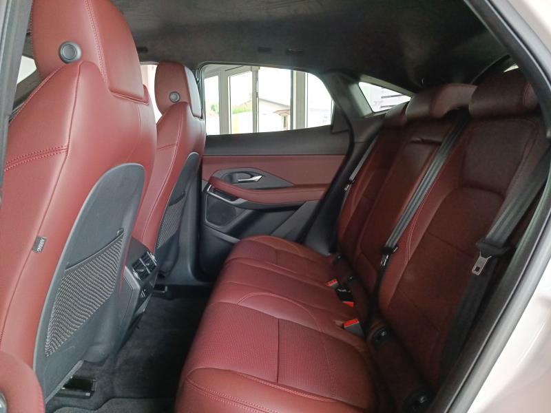 Jaguar E-Pace 2.0 D163 R-Dynamic awd auto