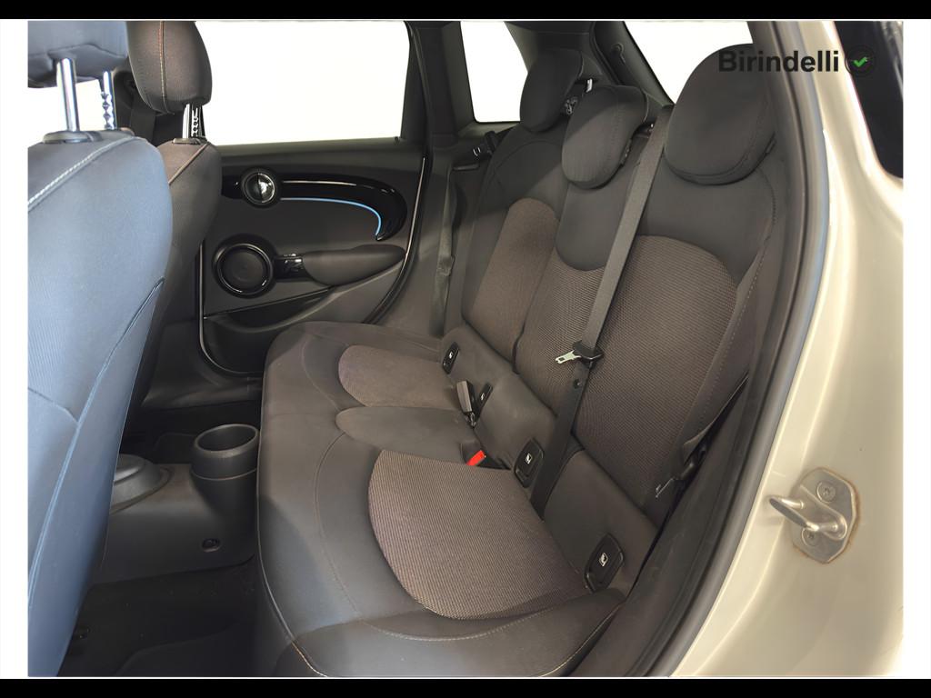 Mini Cooper 1.5 TwinPower Turbo Cooper Business DCT