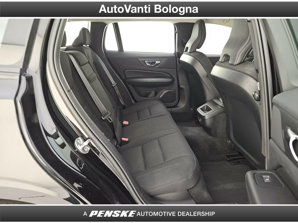 Volvo V60 2.0 B4 Momentum Business auto