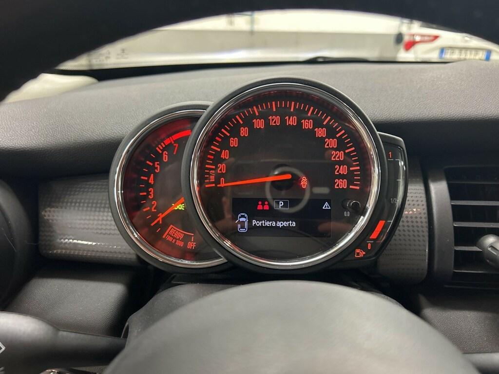 Mini Cooper 1.5 TwinPower Turbo Cooper Hype DCT
