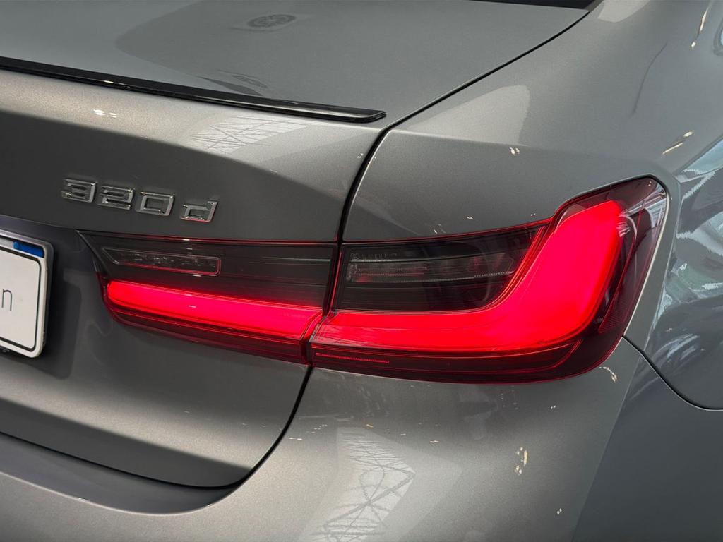 BMW Serie 3 320d mhev 48V xdrive M Sport Pro auto