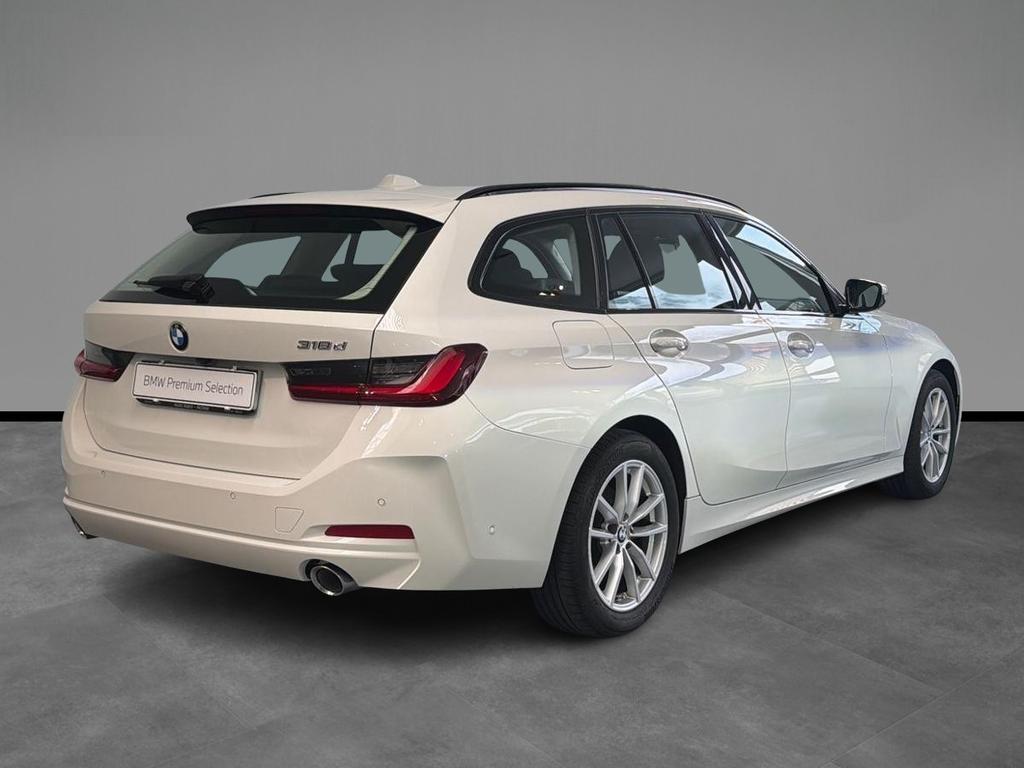 BMW Serie 3 318d Touring mhev 48V auto