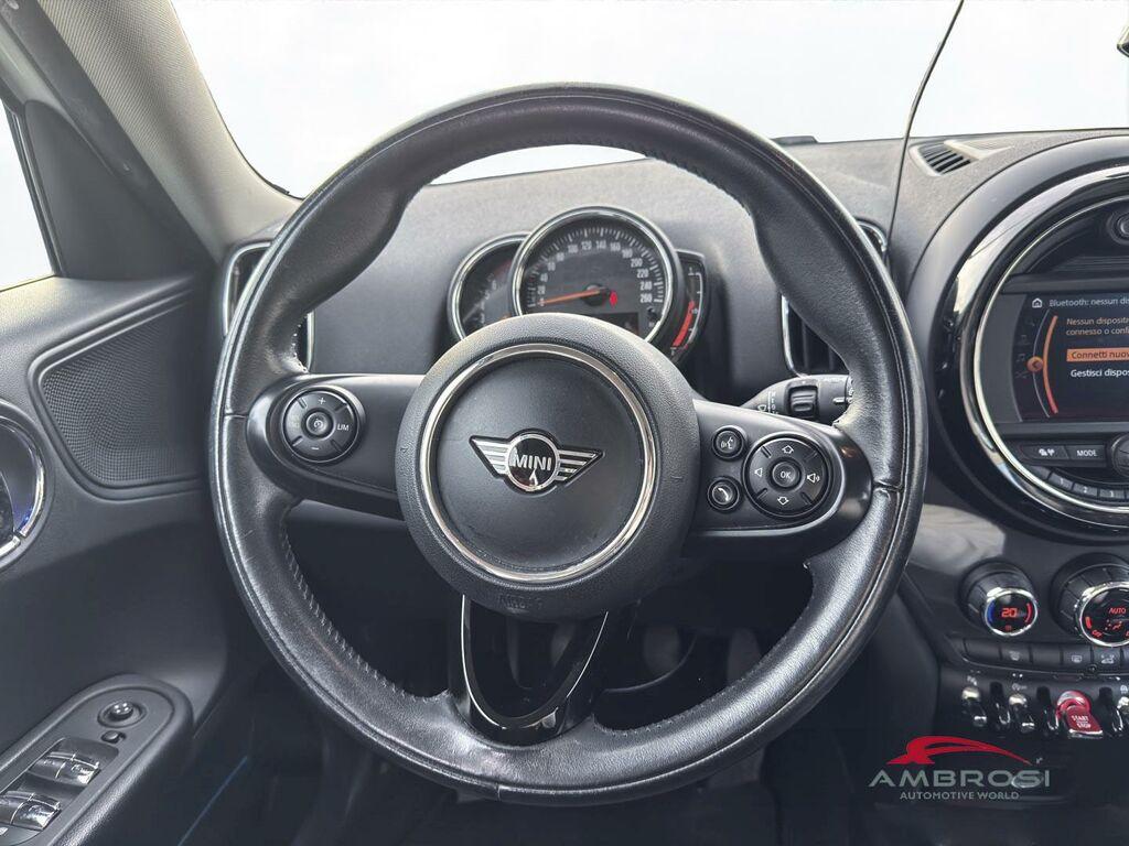 Mini One Countryman 1.5 One Hype