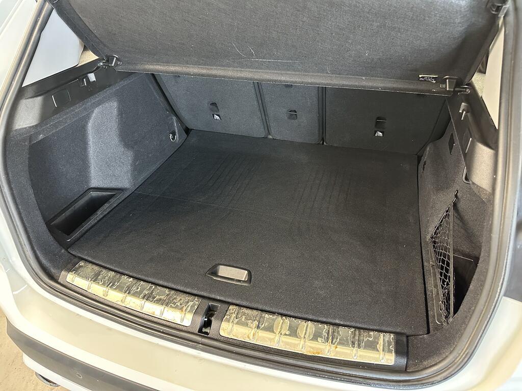 BMW X1 xdrive25e Business Advantage auto