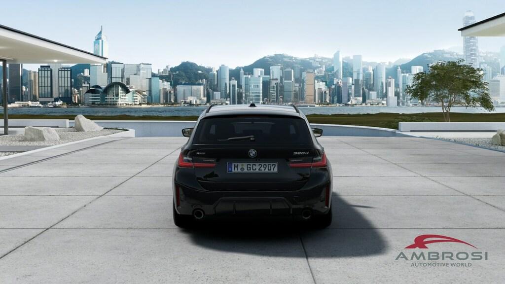 BMW Serie 3 320d Touring mhev 48V Msport xdrive auto