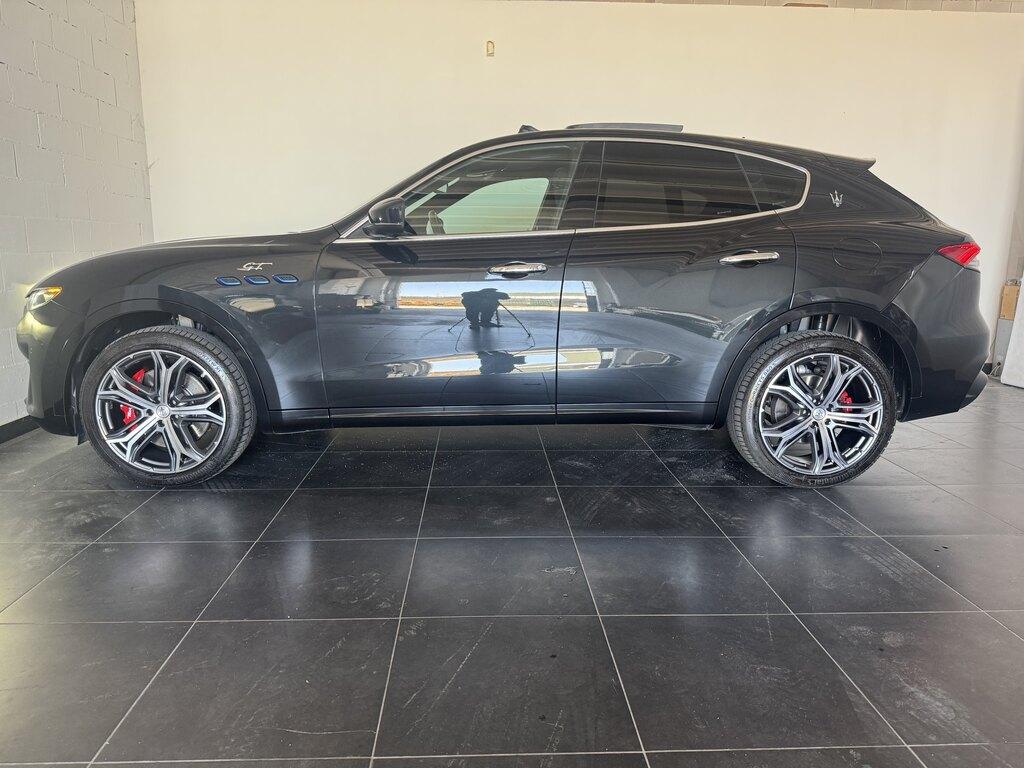 Maserati Levante 2.0 mhev Executive 330cv auto