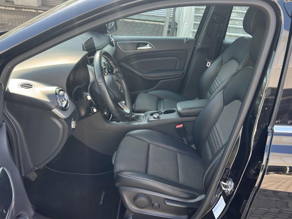 Mercedes Classe B 180 d Sport Tech