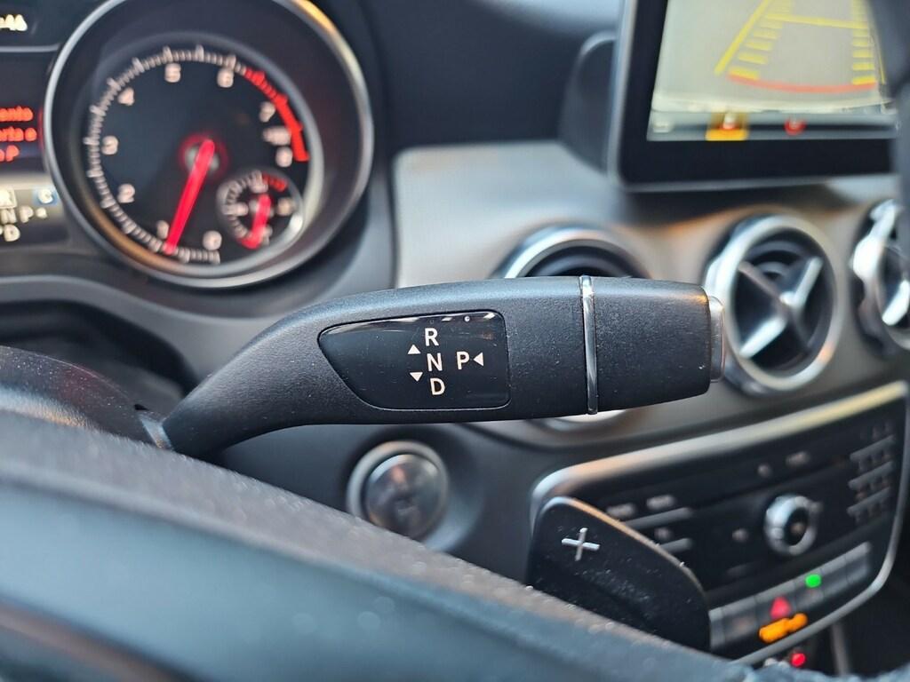 Mercedes GLA 200 Sport auto