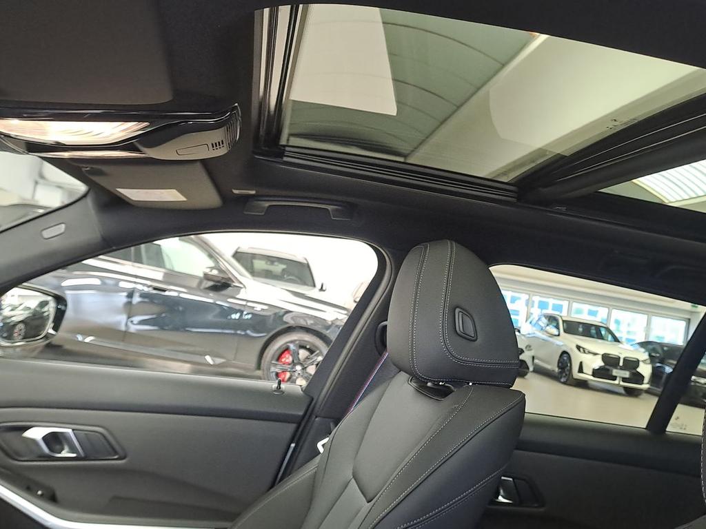 BMW Serie 3 320d Touring mhev 48V xdrive auto