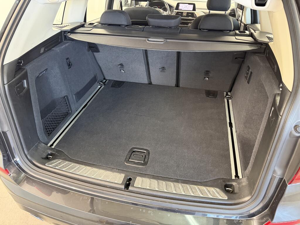 BMW X3 xdrive20d mhev 48V auto