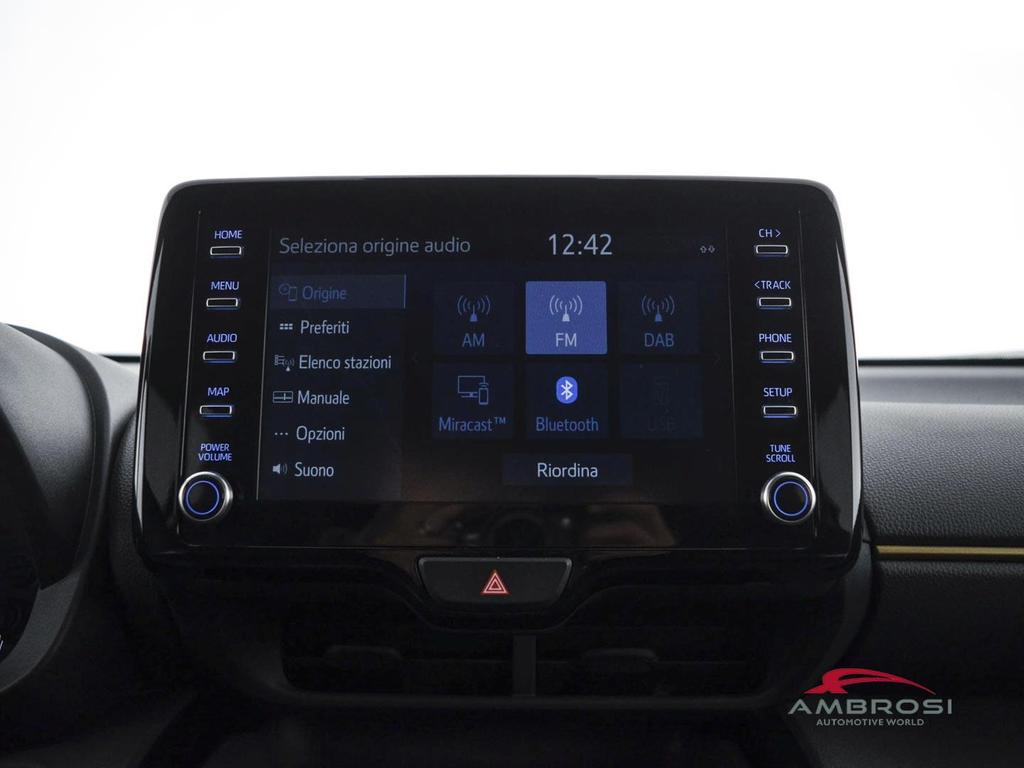 Toyota Yaris Cross 1.5h Premiere awd-i 116cv e-cvt