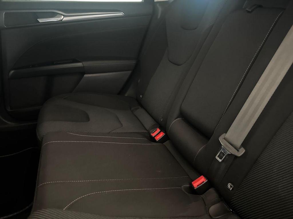 Ford Mondeo SW 2.0 tdci Titanium s&s 150cv powershift
