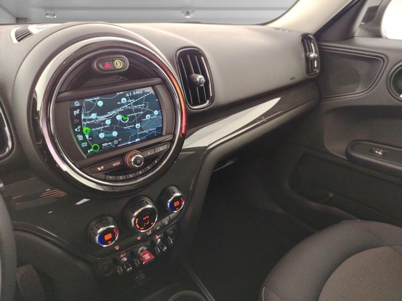 Mini Cooper D Countryman 2.0 TwinPower Turbo Cooper D Boost Steptronic