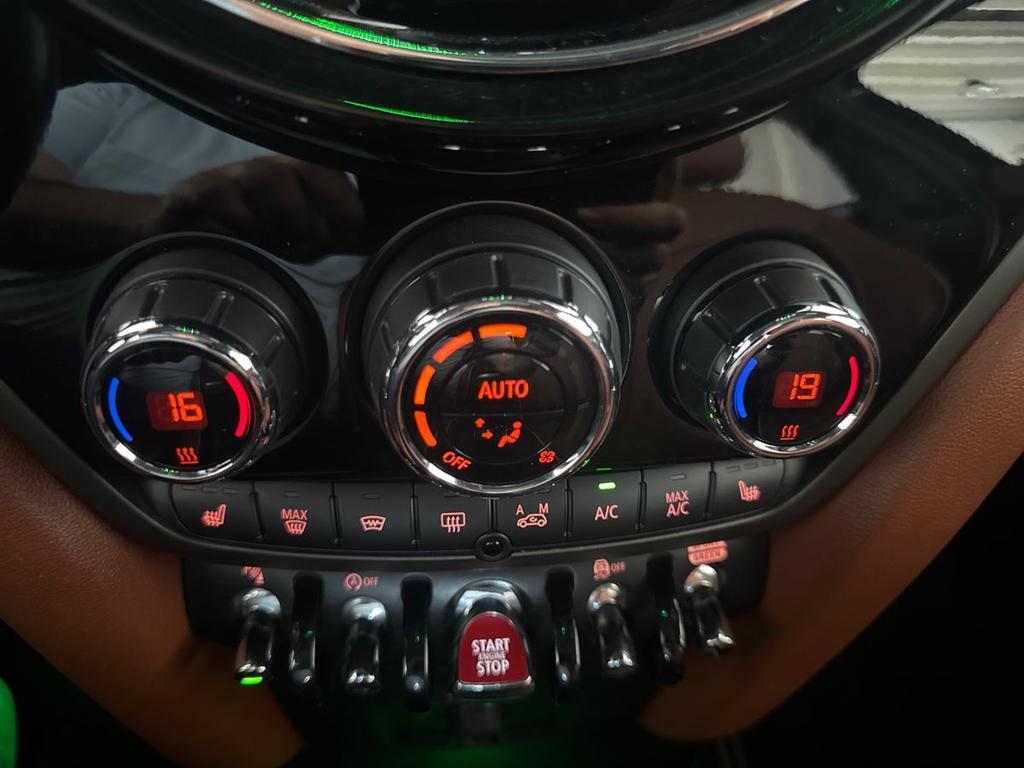 Mini Cooper SD Countryman 2.0 TwinPower Turbo Cooper SD Business ALL4 Steptronic