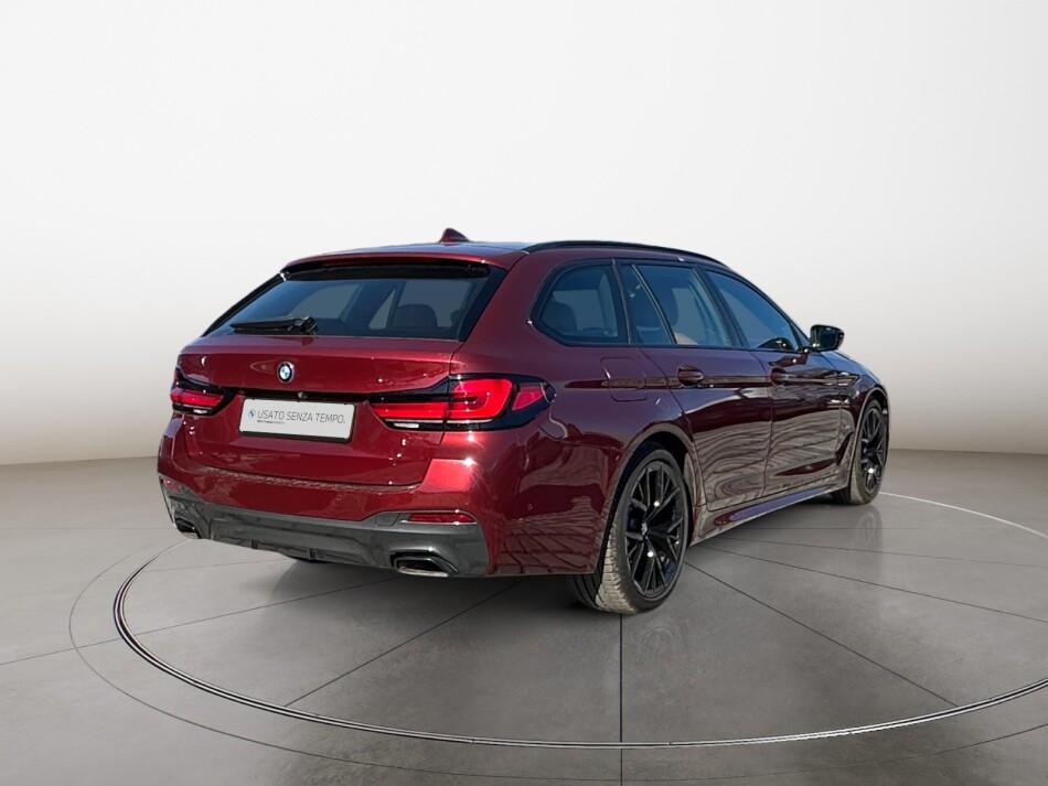 BMW Serie 5 530d Touring mhev 48V xdrive Msport auto