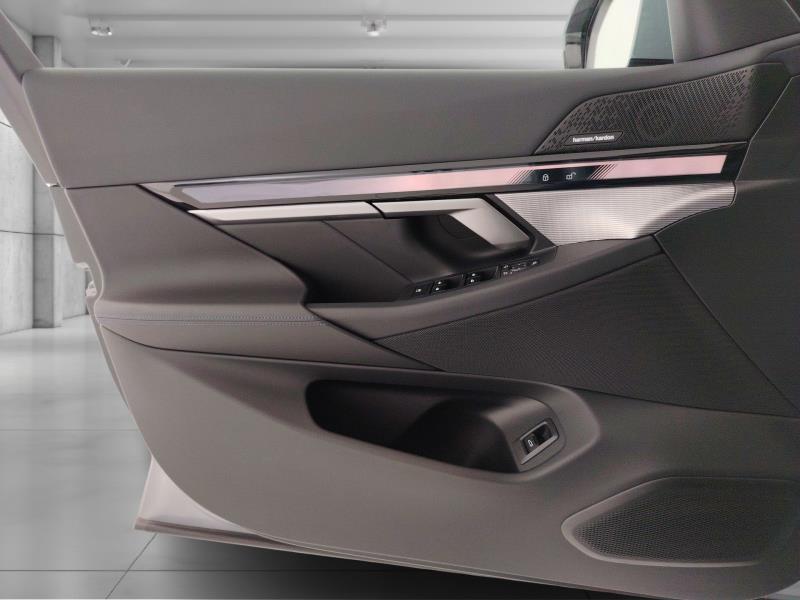 BMW Serie 5 550e xdrive M Sport Pro auto