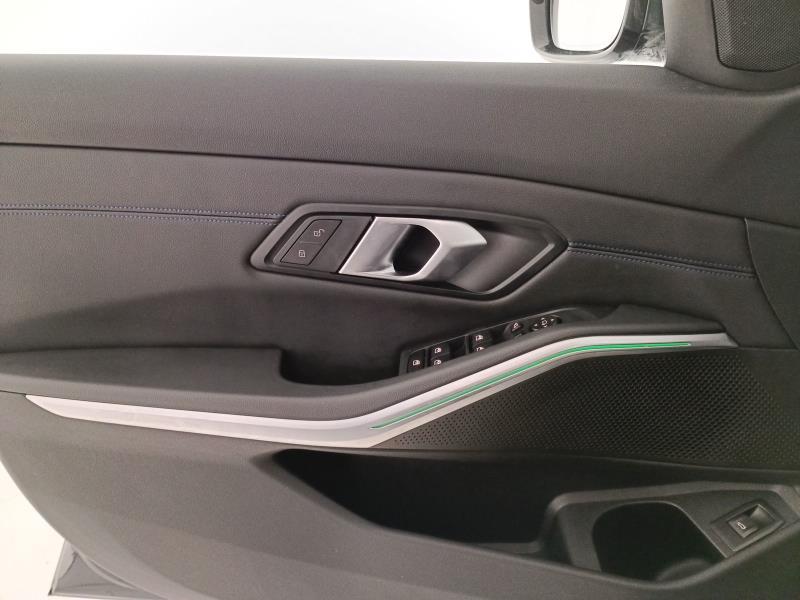 BMW Serie 3 320d Touring mhev 48V Msport xdrive auto