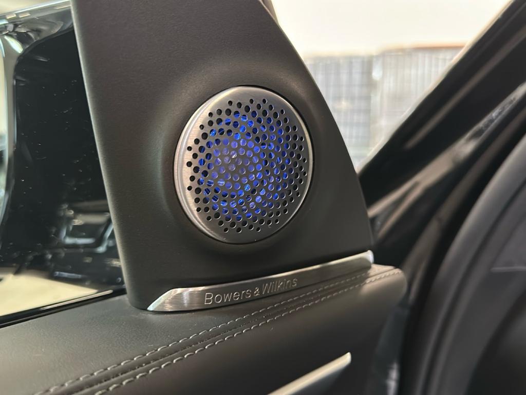 BMW XM 4.4 steptronic