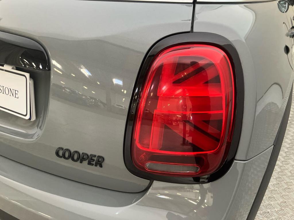 Mini Cooper 1.5 TwinPower Turbo Cooper Business DCT