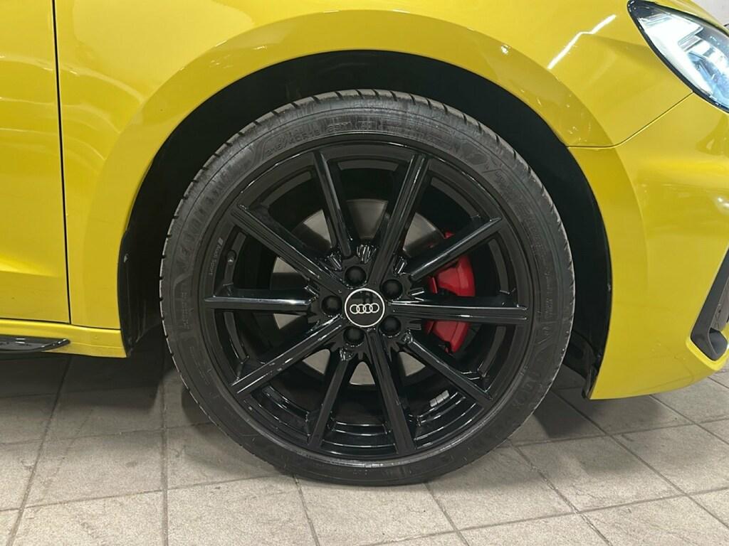 Audi A1 Sportback 40 2.0 tfsi Identity Black 207cv s-tronic