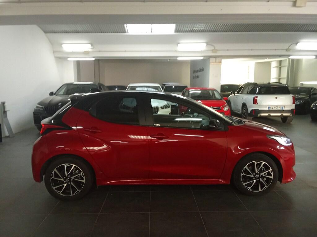 Toyota Yaris 1.5h Lounge