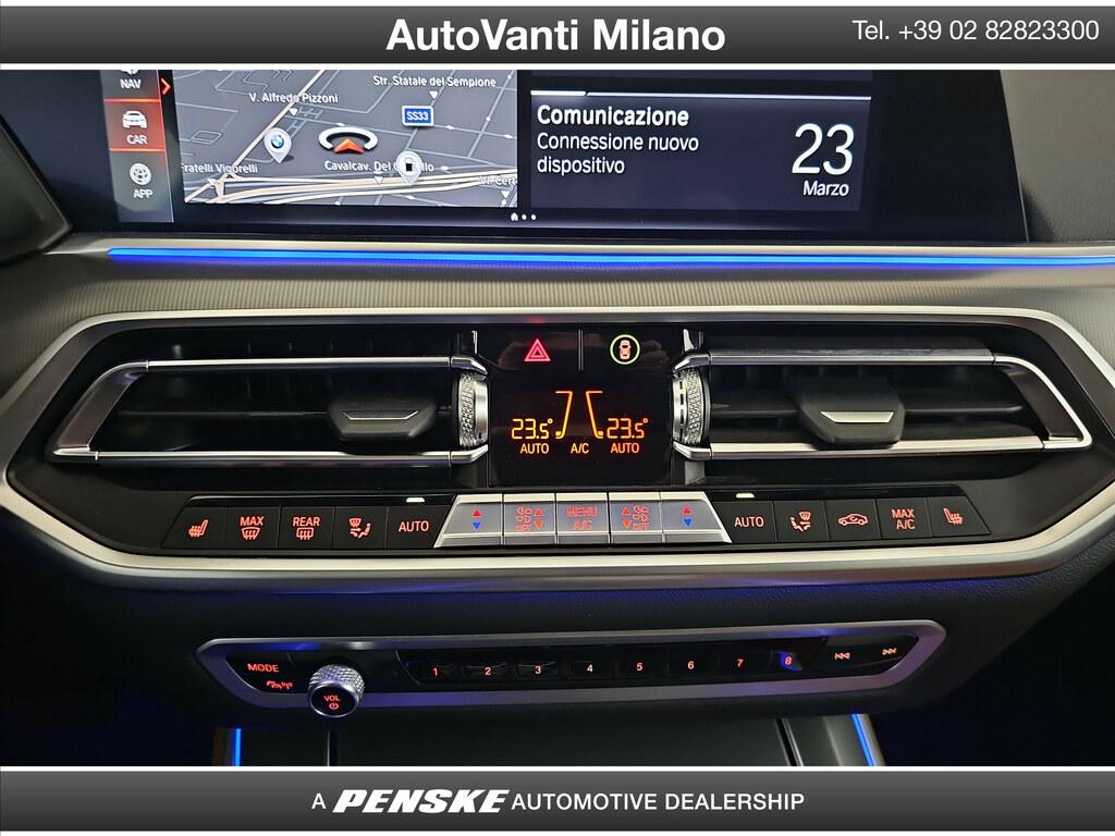 BMW X5 xdrive30d mhev 48V xLine auto