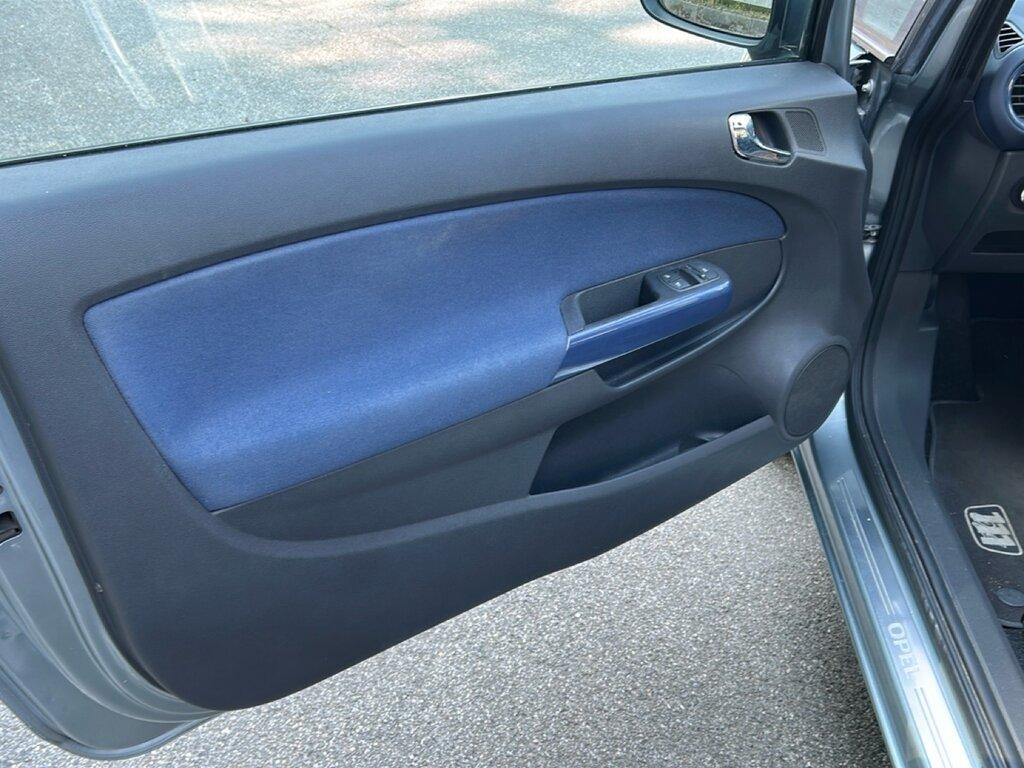 Opel Corsa 1.2 Club 85cv 3p