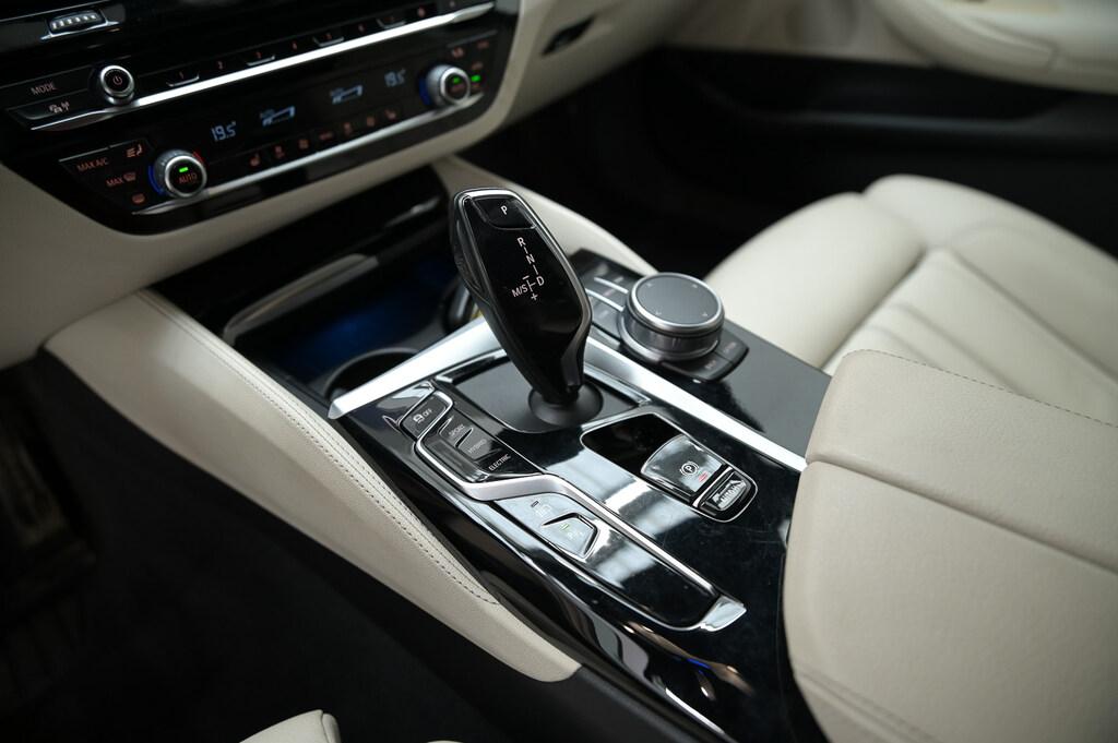 BMW Serie 5 530e Touring xdrive Msport auto