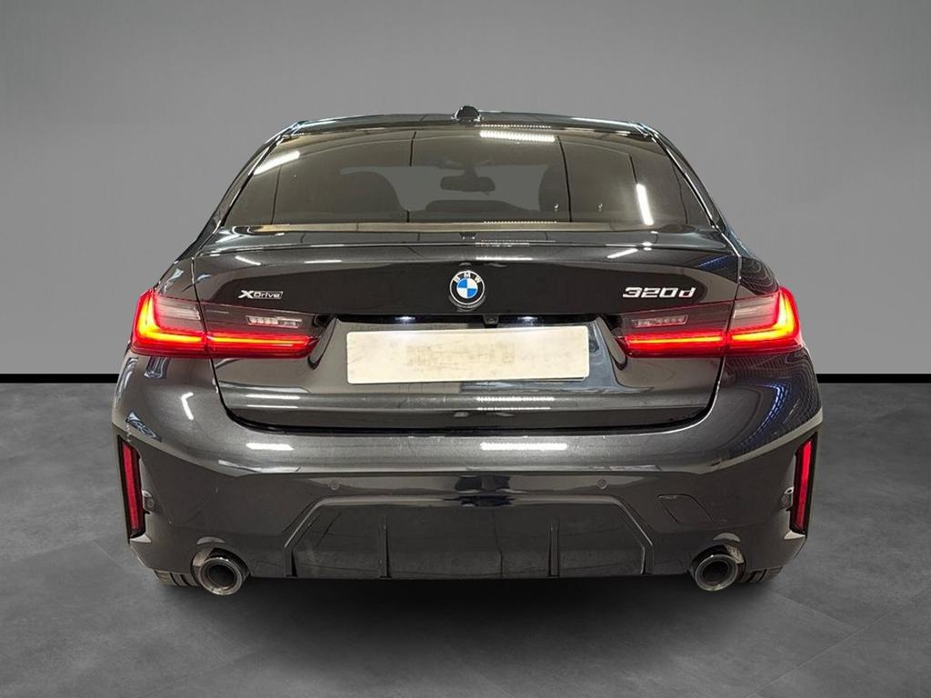 BMW Serie 3 320d mhev 48V xdrive auto