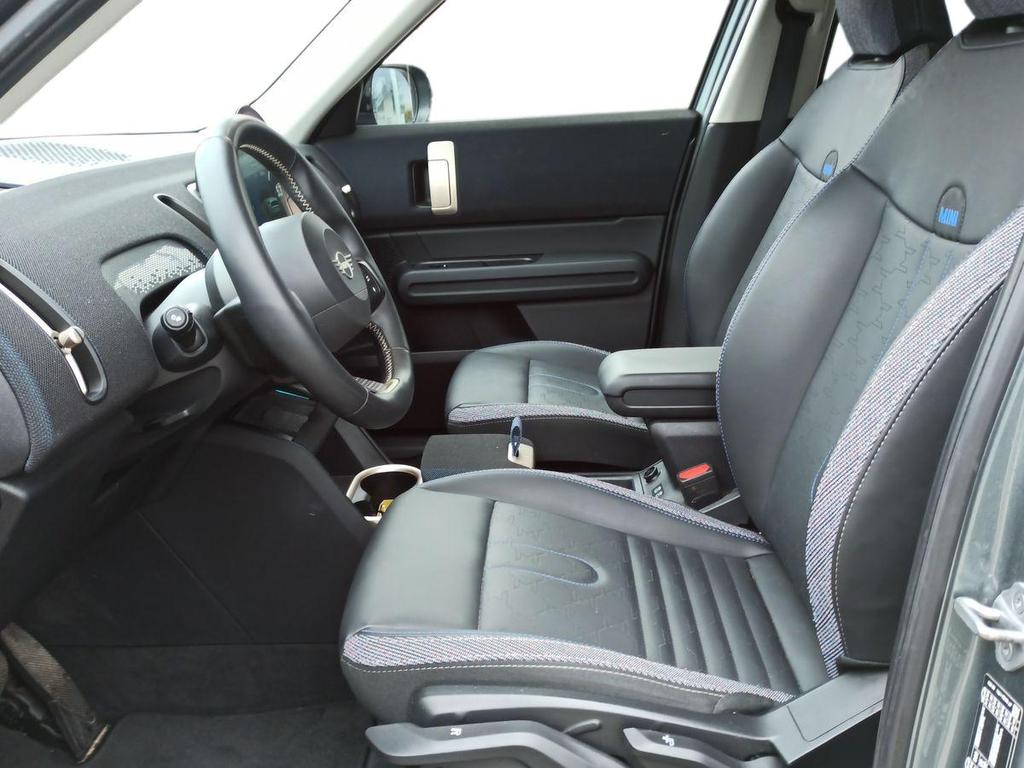 Mini Mini Countryman 2.0 48V D Classic auto