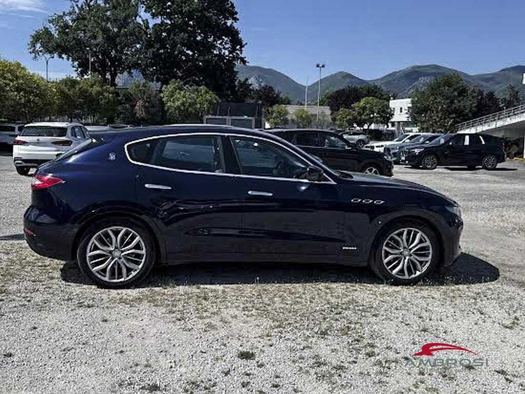 Maserati Levante 3.0 V6 250cv auto