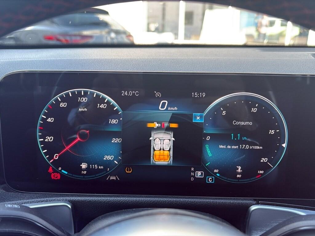 Mercedes GLB 180 d Premium auto